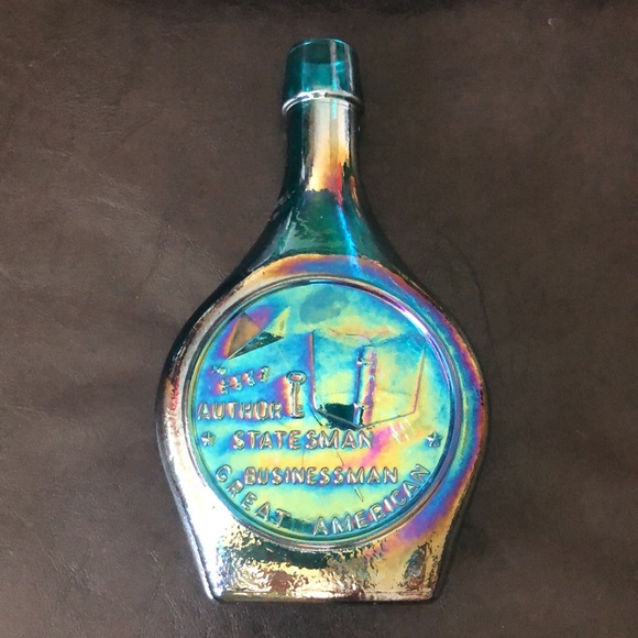 WHEATON BENJAMIN FRANKLIN GREAT AMERICAN SERIES BLUE GLASS DECANTER IRIDESCENT - Picture 9 of 14